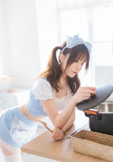 MACBOOK少女