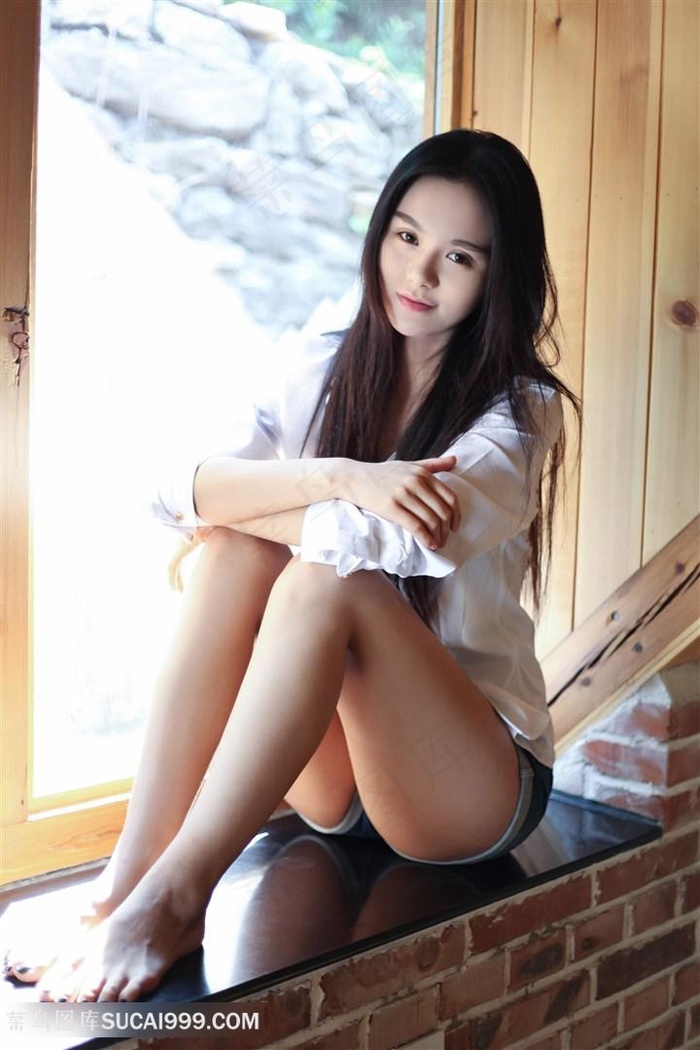 男女生打扑克不盖被子