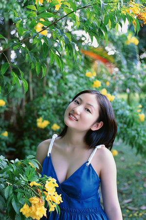 女高中生在电车上被痴汉h